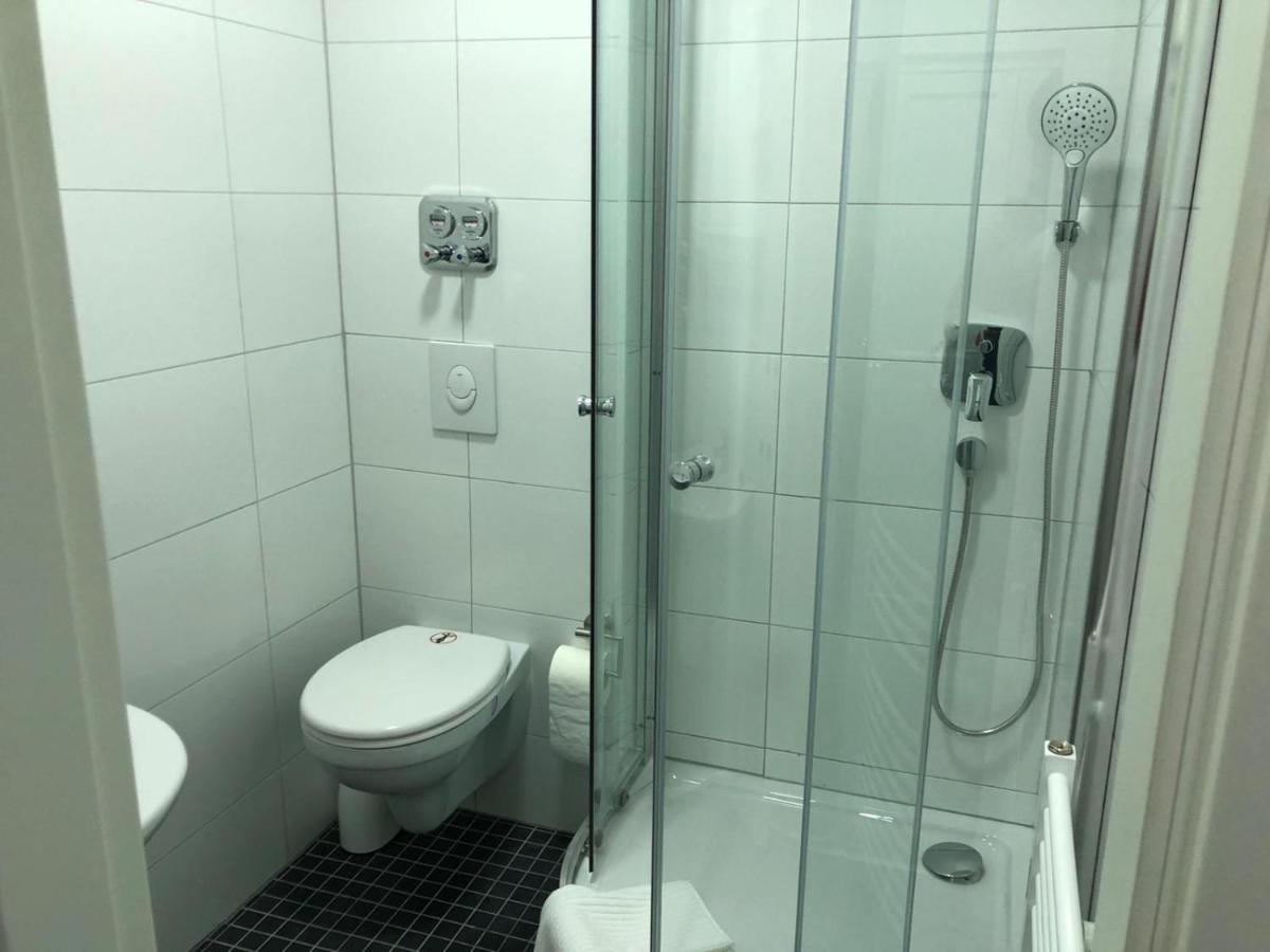Apartments & Rooms Bad Soden Bad Soden am Taunus Luaran gambar